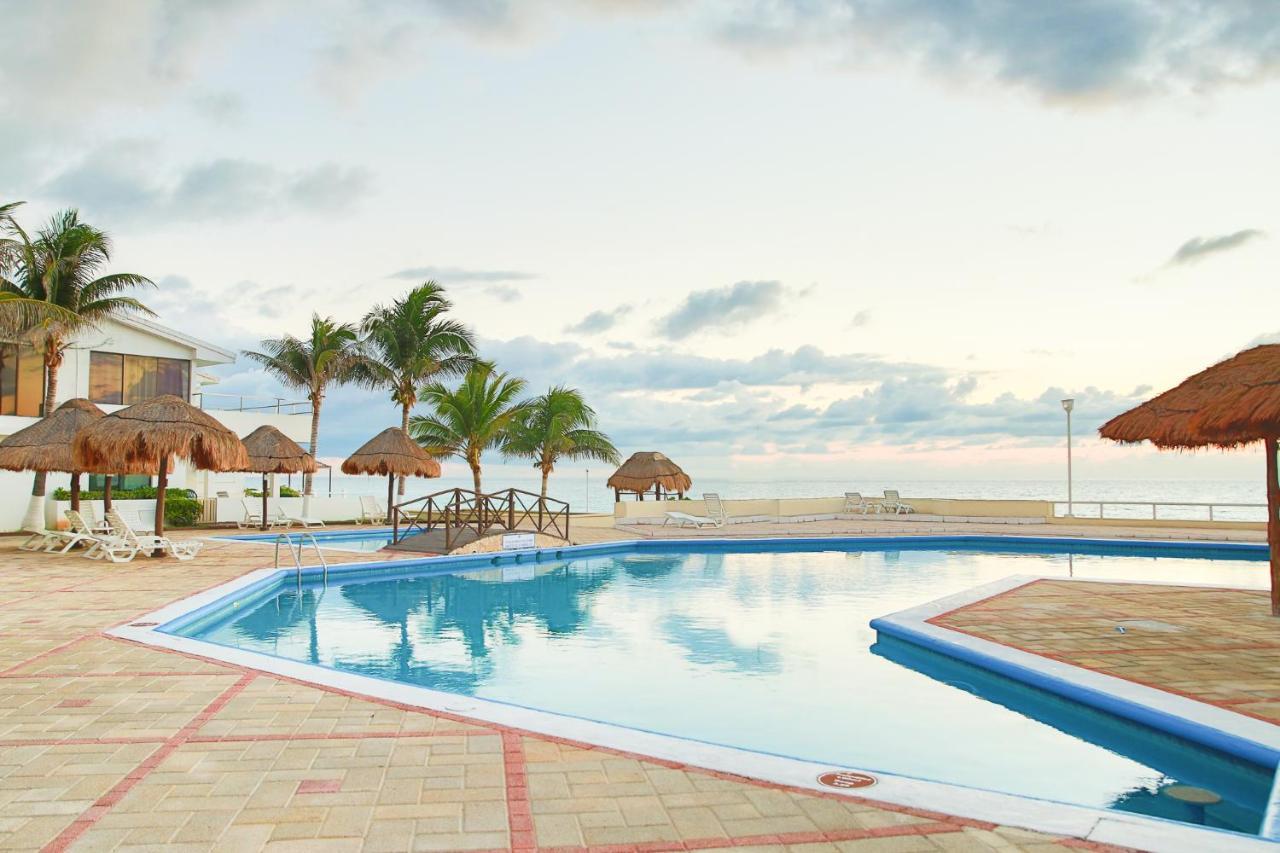 Apartment On The Beach With Terrace Ocean View, Brisas Cancun 01 By Beach & Ocean Apartments Exteriér fotografie